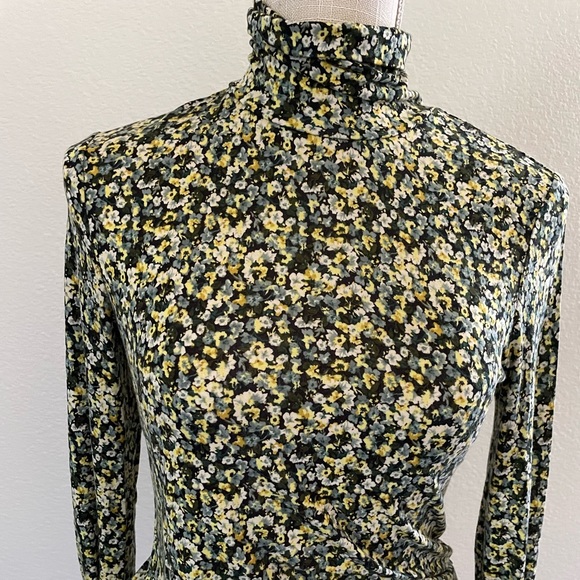 H&M MOCK NECK TOPS - Picture 3 of 6